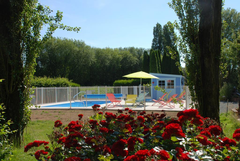 Camping Les Tournesols Sille-le-Guillaume Luaran gambar