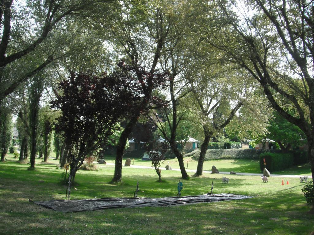 Camping Les Tournesols Sille-le-Guillaume Luaran gambar