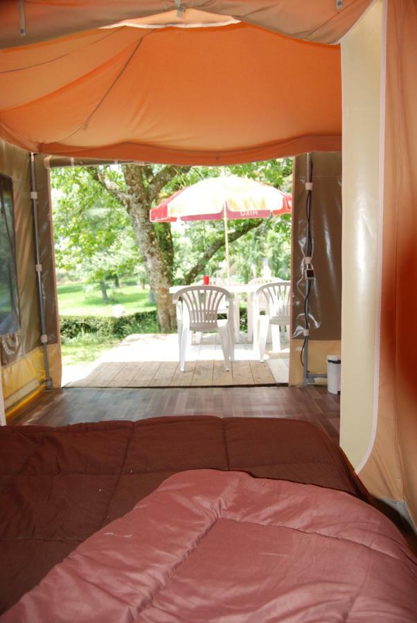 Camping Les Tournesols Sille-le-Guillaume Luaran gambar